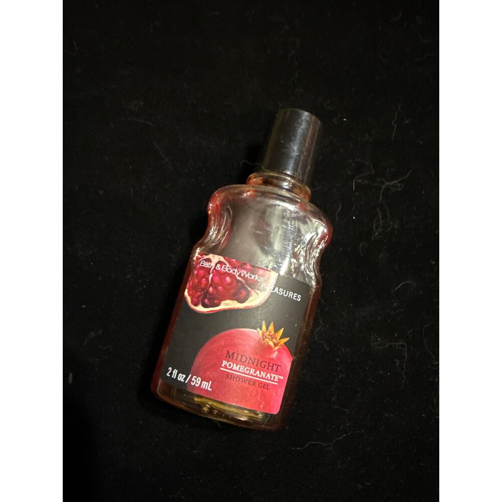 BBW Pleasures Midnight Pomegranate Shower Gel